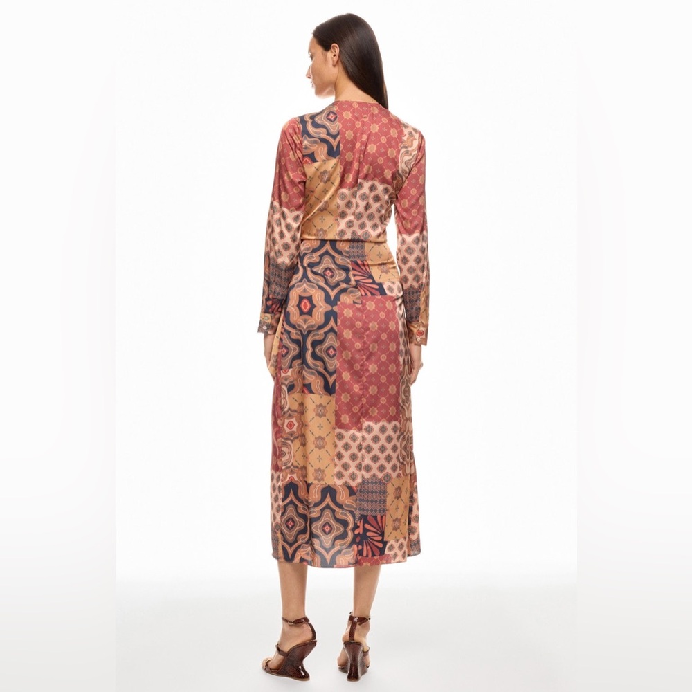Misa Eliza Patchwork Wrap‎ Dress - Picture 3 of 14